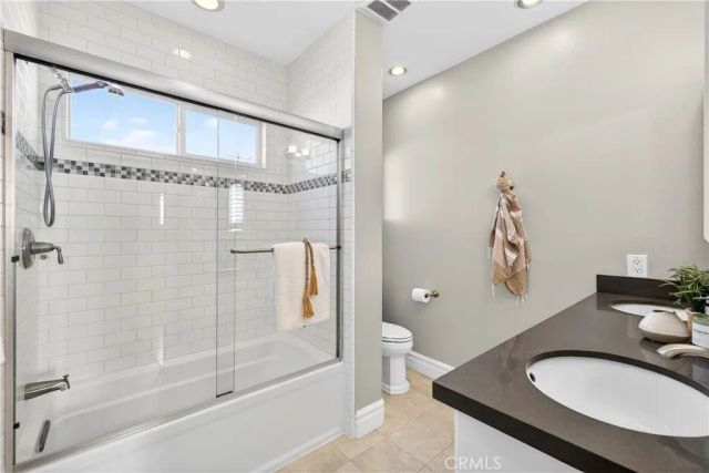 120 N Loreta Walk, Long Beach, CA 90803