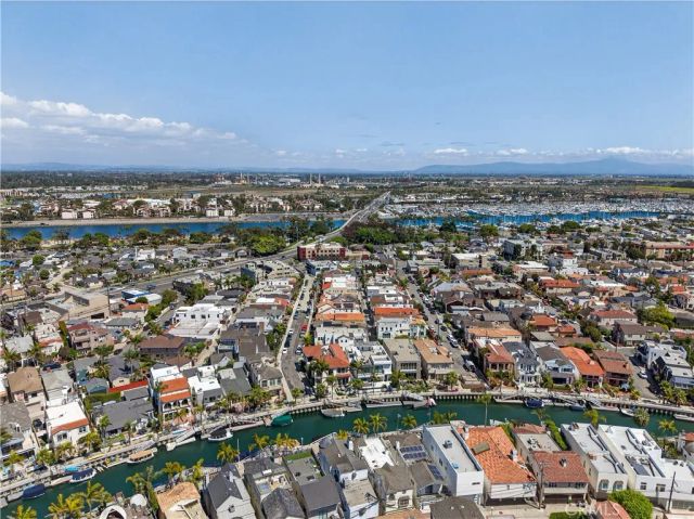 120 N Loreta Walk, Long Beach, CA 90803