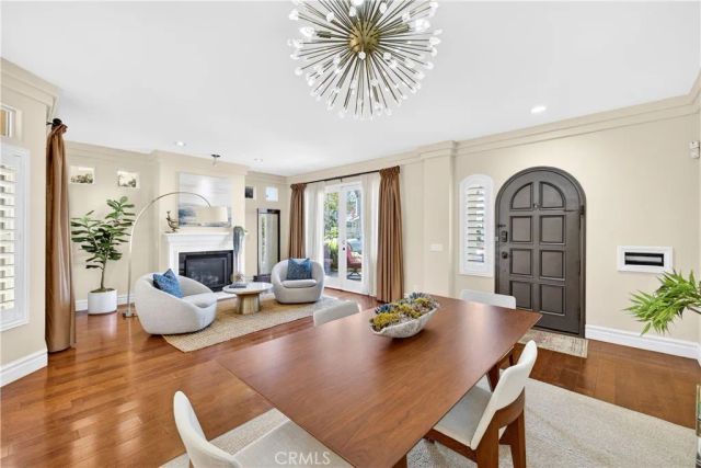 120 N Loreta Walk, Long Beach, CA 90803