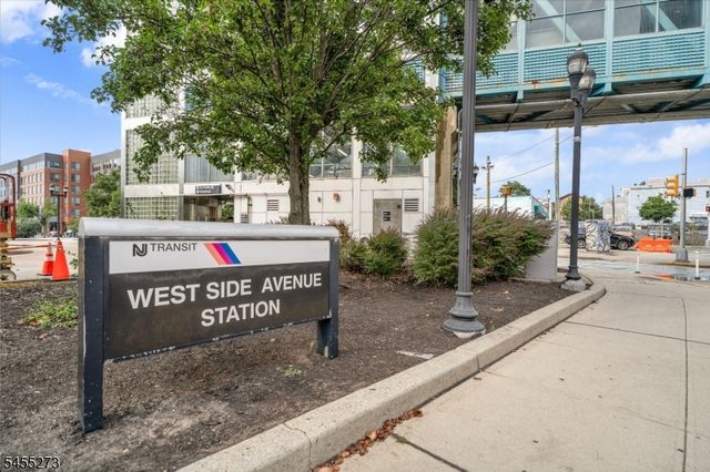 224 Ege Ave, Jersey City, NJ 07304