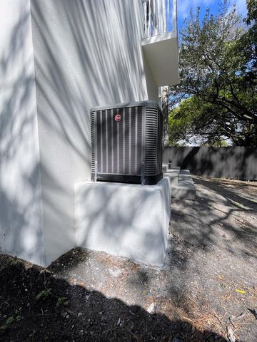 536 NW 13th Avenue, Fort Lauderdale, FL 33311