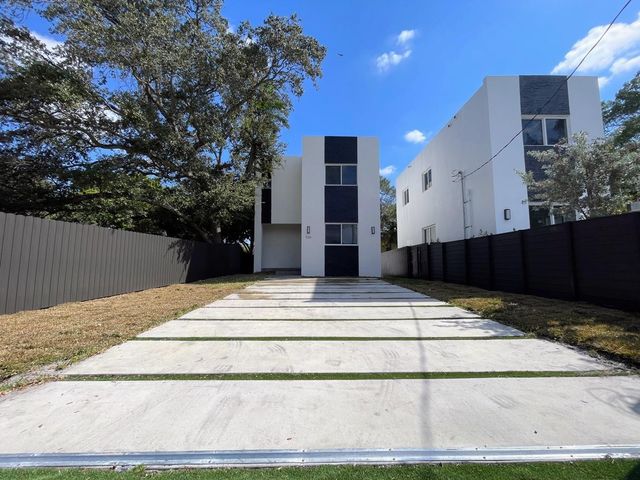 536 NW 13th Avenue, Fort Lauderdale, FL 33311