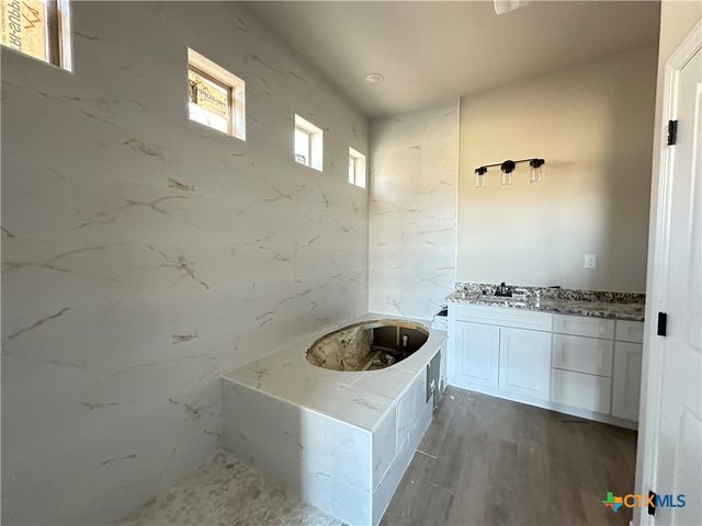 2020 Horse Cane Court, Temple, TX 76502