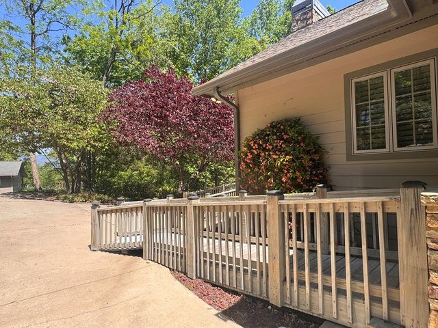 197 Eagles View Road, Hayesville, NC 28904