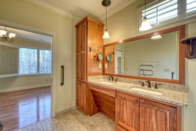 197 Eagles View Road, Hayesville, NC 28904