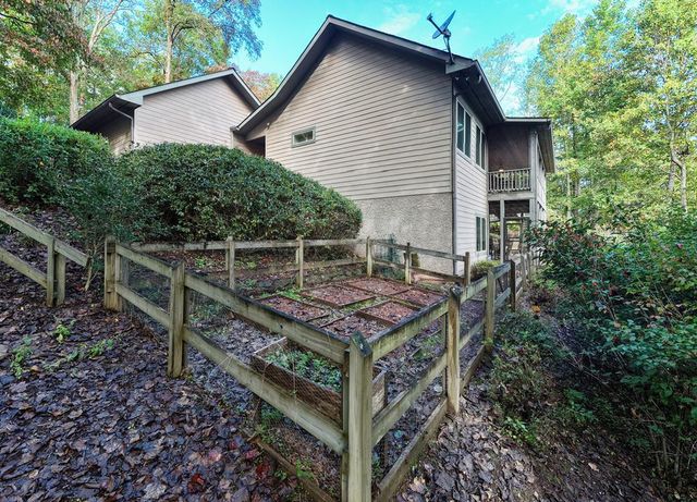 197 Eagles View Road, Hayesville, NC 28904