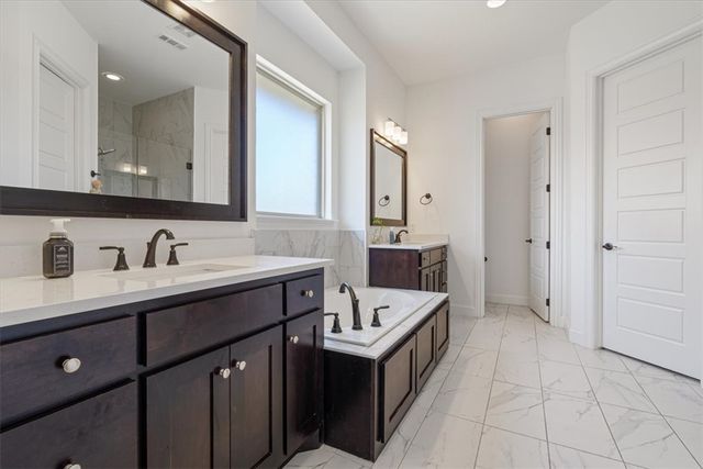 1505 SW Falkirk Run Avenue, Bentonville, AR 72713