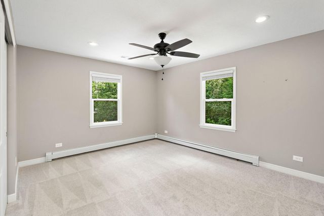 30 Woodridge Lane, Sunfish Lake, MN 55077