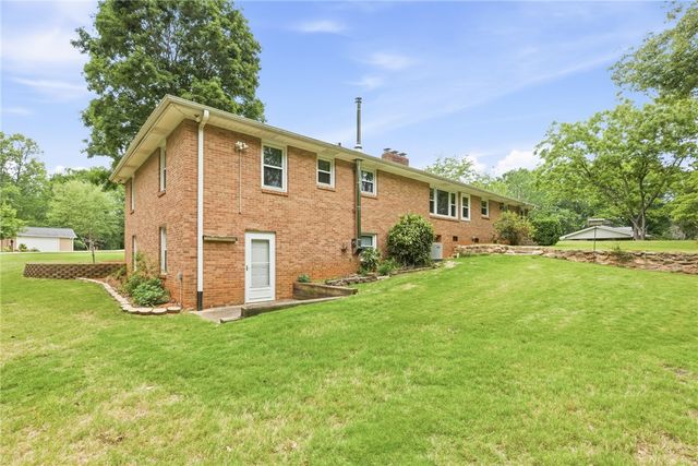 114 Pemberton Drive, Greenville, SC 29611
