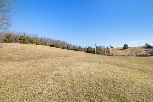 147 BON LEA DR, Staunton, VA 24401