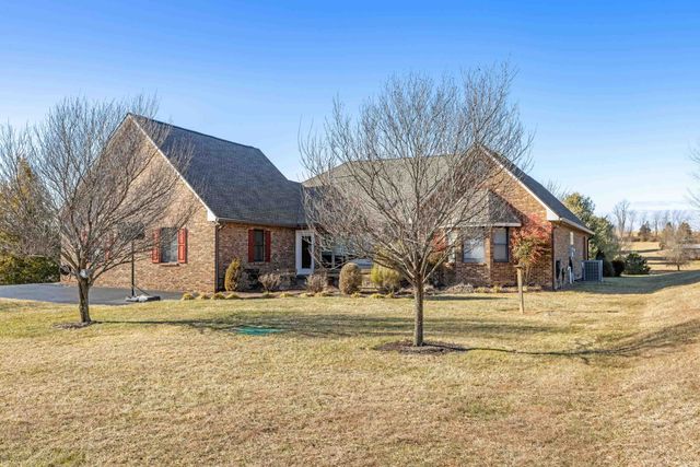 147 BON LEA DR, Staunton, VA 24401