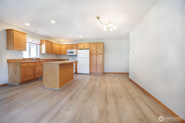 5675 Rosemary Avenue, Ferndale, WA 98248