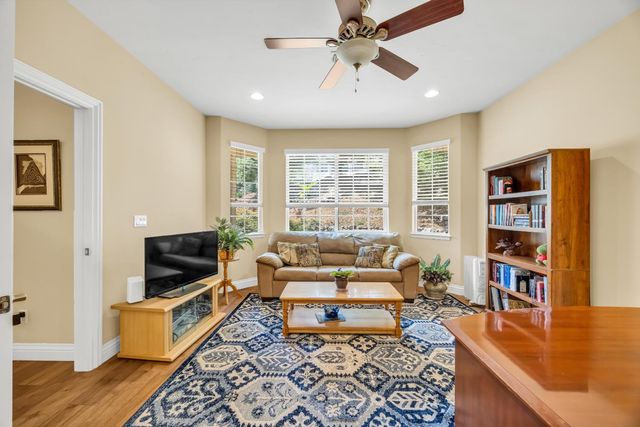 3184 Chasen Dr, Cameron Park, CA 95682