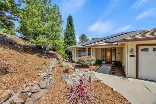 3184 Chasen Dr, Cameron Park, CA 95682