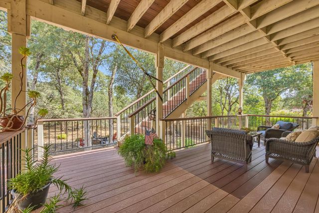 3184 Chasen Dr, Cameron Park, CA 95682