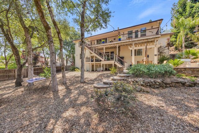 3184 Chasen Dr, Cameron Park, CA 95682