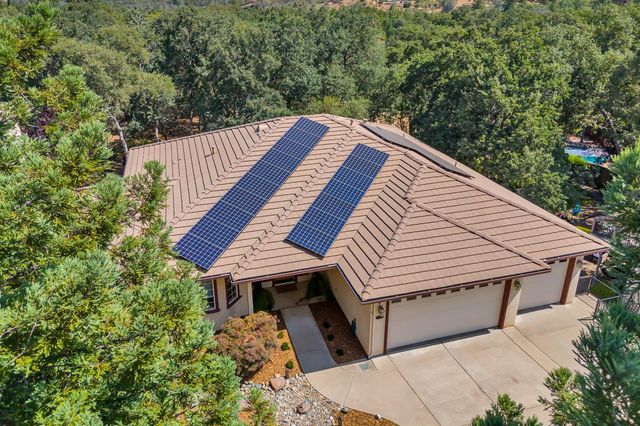 3184 Chasen Dr, Cameron Park, CA 95682