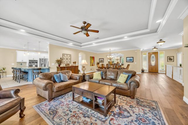 3184 Chasen Dr, Cameron Park, CA 95682