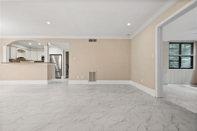 141 Amherst Place NW, Atlanta, GA 30327