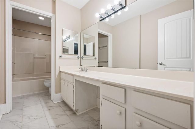141 Amherst Place NW, Atlanta, GA 30327