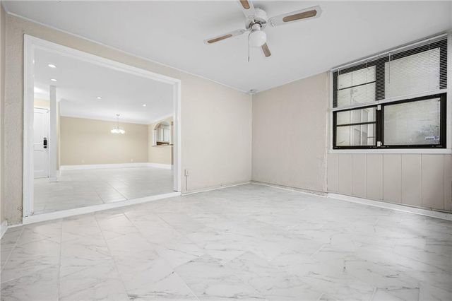 141 Amherst Place NW, Atlanta, GA 30327