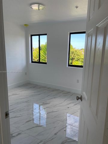 27100 SW 142nd Pl, Homestead, FL 33032