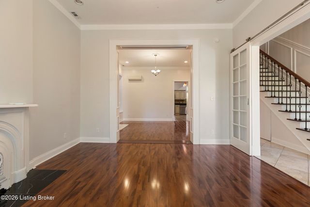 105 W Kentucky St, Louisville, KY 40203
