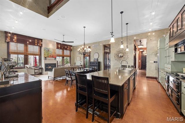 3520 Galt House Drive, St Charles, MO 63301