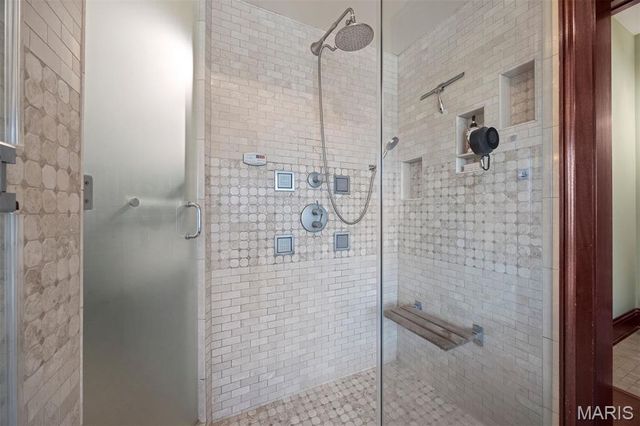 3520 Galt House Drive, St Charles, MO 63301