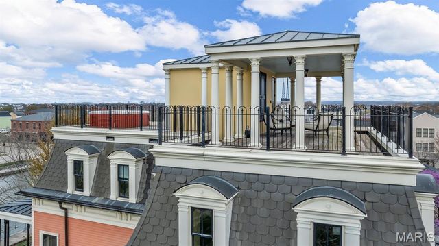 3520 Galt House Drive, St Charles, MO 63301