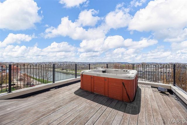 3520 Galt House Drive, St Charles, MO 63301