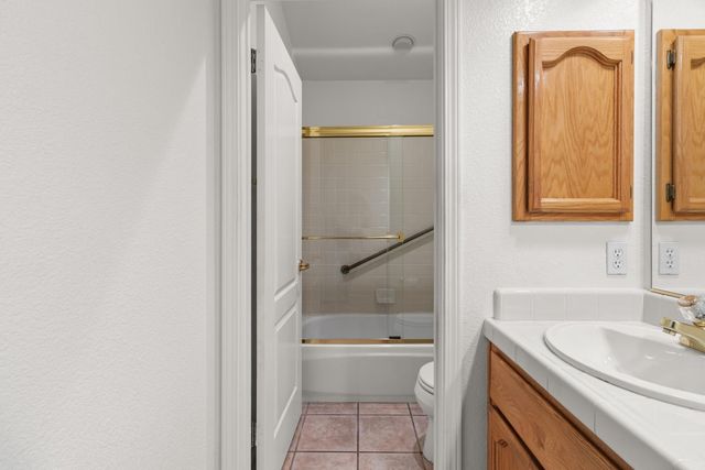 119 Darrington Dr, Folsom, CA 95630