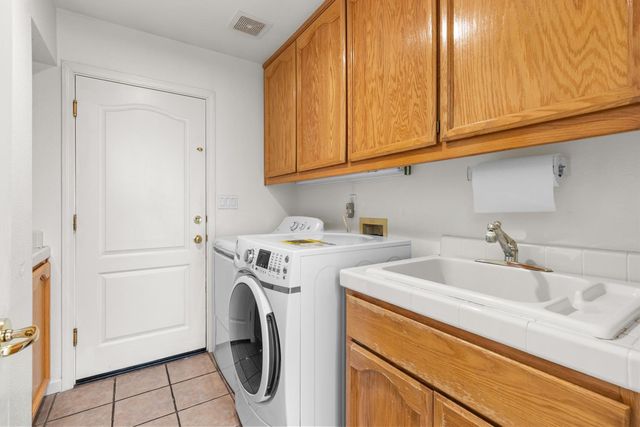 119 Darrington Dr, Folsom, CA 95630