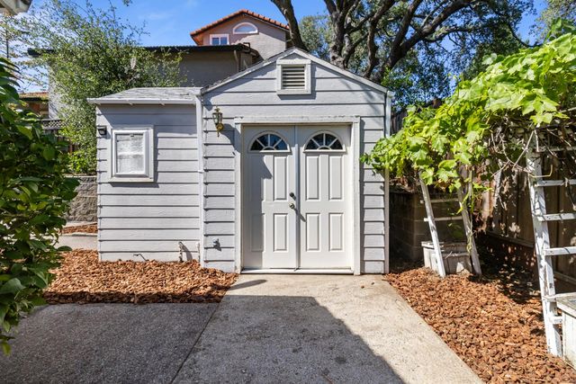 119 Darrington Dr, Folsom, CA 95630