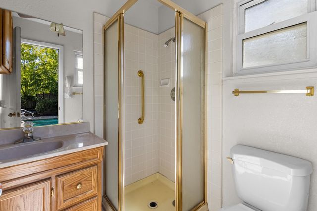119 Darrington Dr, Folsom, CA 95630