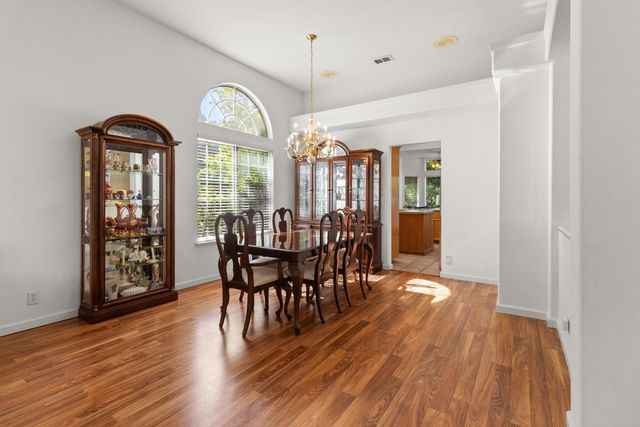 119 Darrington Dr, Folsom, CA 95630