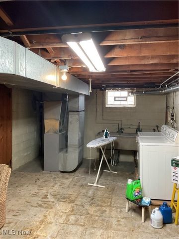 19409 Cherokee Avenue, Cleveland, OH 44119