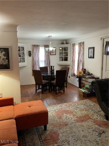 19409 Cherokee Avenue, Cleveland, OH 44119