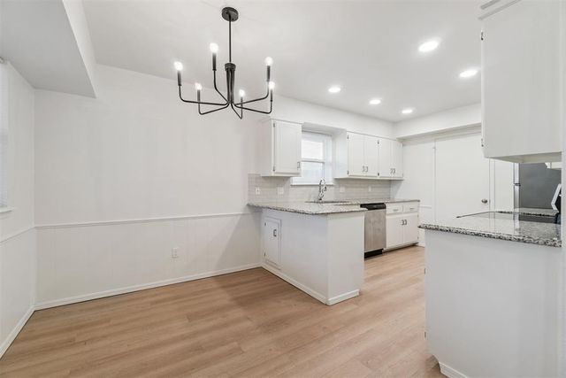 1033 Mabel C Fry Boulevard, Yukon, OK 73099