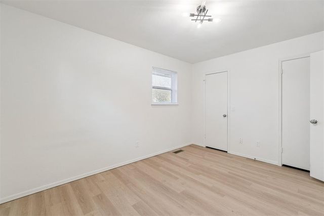 1033 Mabel C Fry Boulevard, Yukon, OK 73099