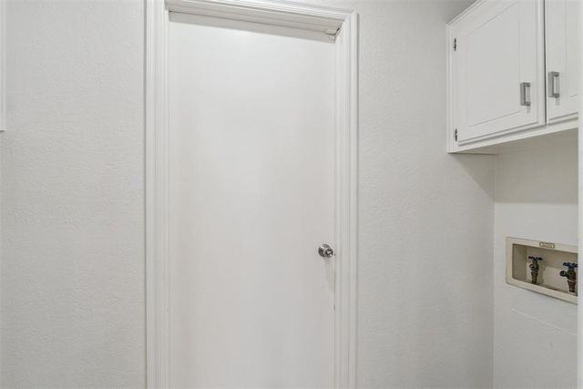 1033 Mabel C Fry Boulevard, Yukon, OK 73099