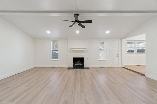 1033 Mabel C Fry Boulevard, Yukon, OK 73099