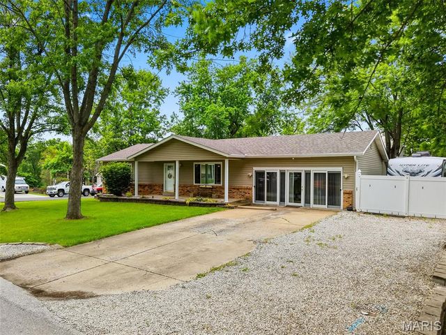 11 S Meadow Drive, O'fallon, MO 63366