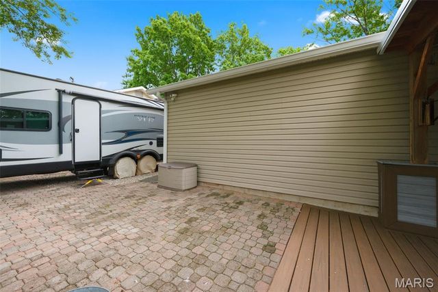 11 S Meadow Drive, O'fallon, MO 63366
