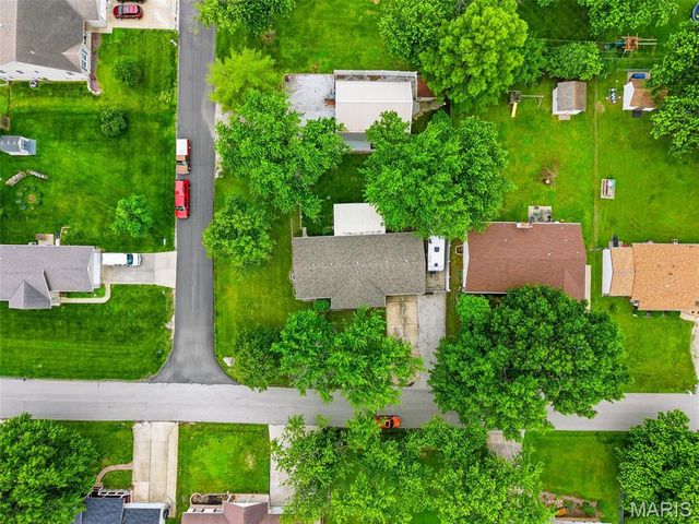 11 S Meadow Drive, O'fallon, MO 63366