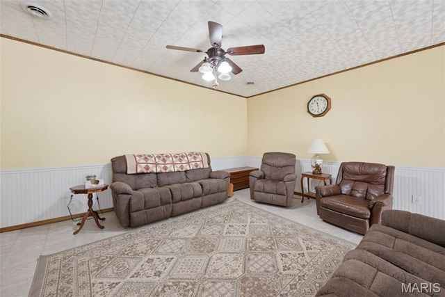 11 S Meadow Drive, O'fallon, MO 63366