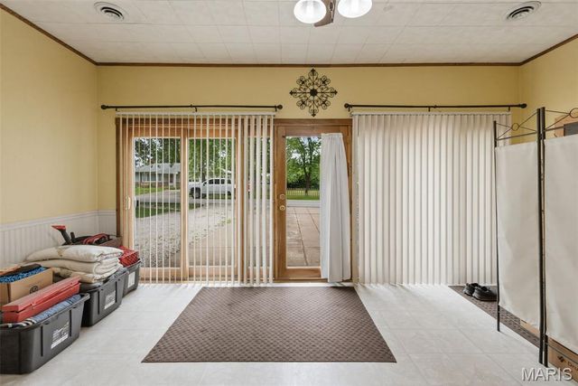11 S Meadow Drive, O'fallon, MO 63366