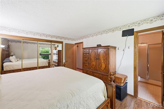 11 S Meadow Drive, O'fallon, MO 63366