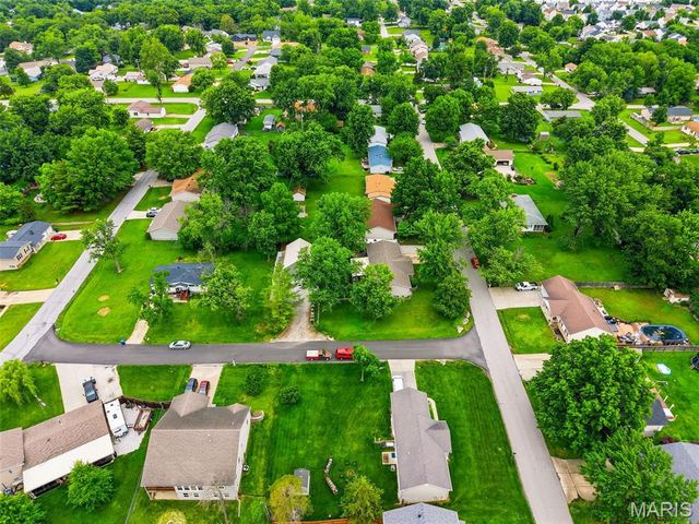 11 S Meadow Drive, O'fallon, MO 63366