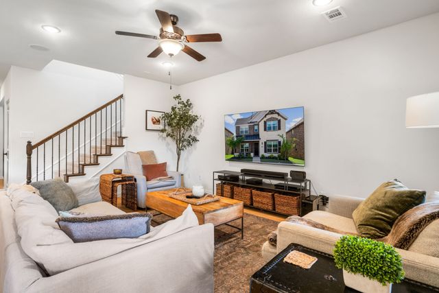 313 Kennewick Drive, Garland, TX 75044